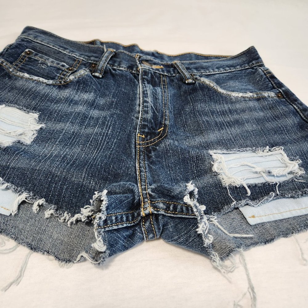 LEVI'S 508 Jeans Shorts High Rise Distressed Size W30 L30 100% Cotton LIKE NEW! - Picture 9 of 16